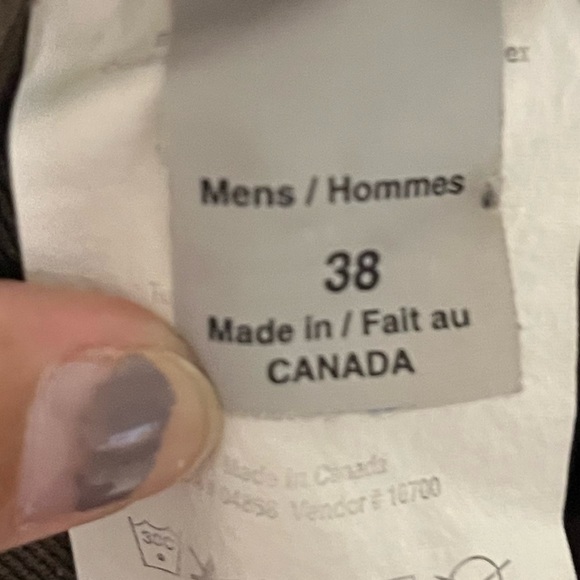 Mountain Equipment Co-op (MEC) Men’s Hiking Shorts, Size 38 - Olive Green - Picture 4 of 15